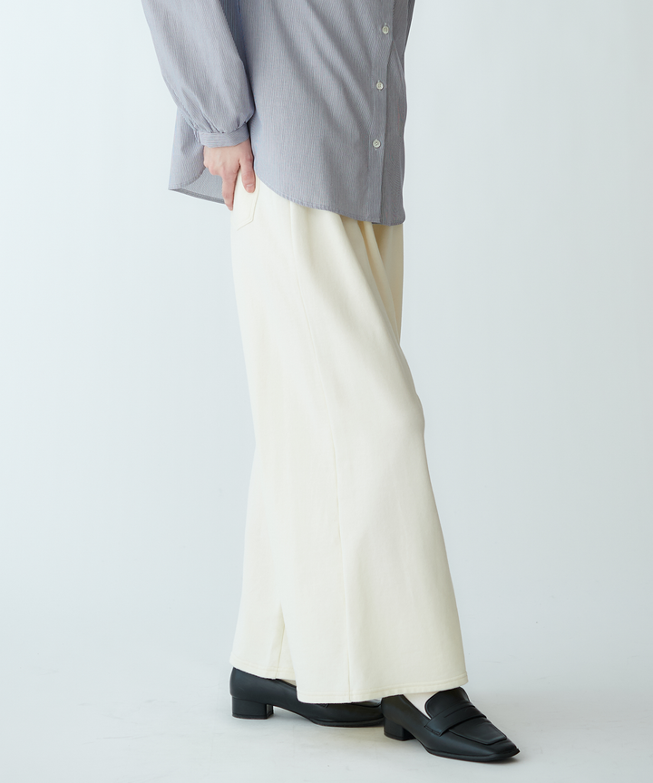 タックワイドシルエットパンツ