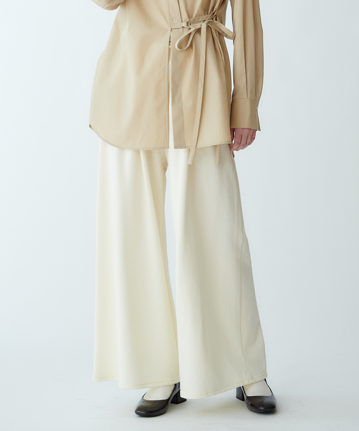 タックワイドシルエットパンツ