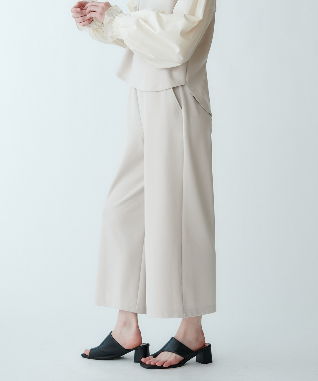 ストレッチポンチ ガウチョパンツ