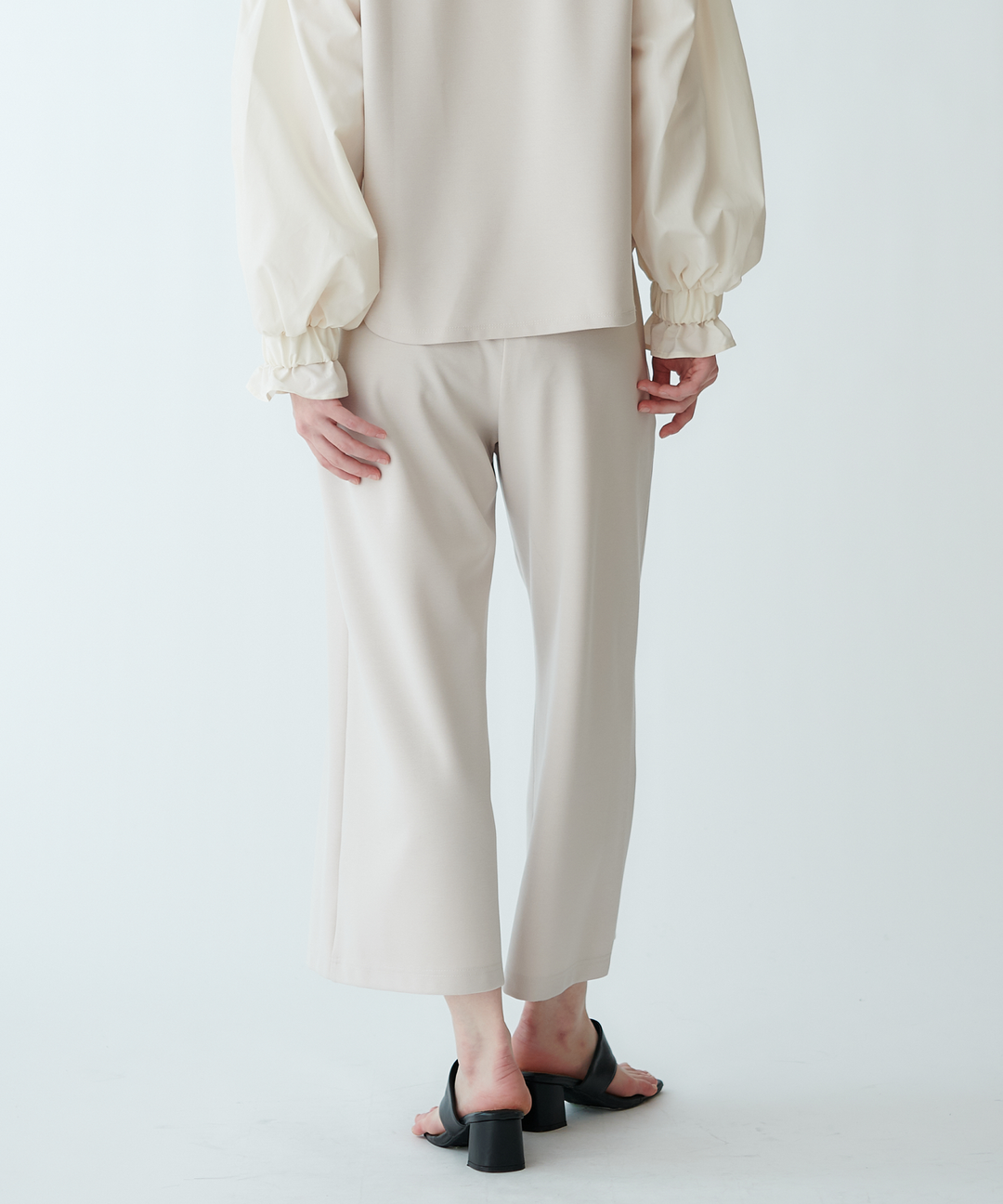 ストレッチポンチ ガウチョパンツ