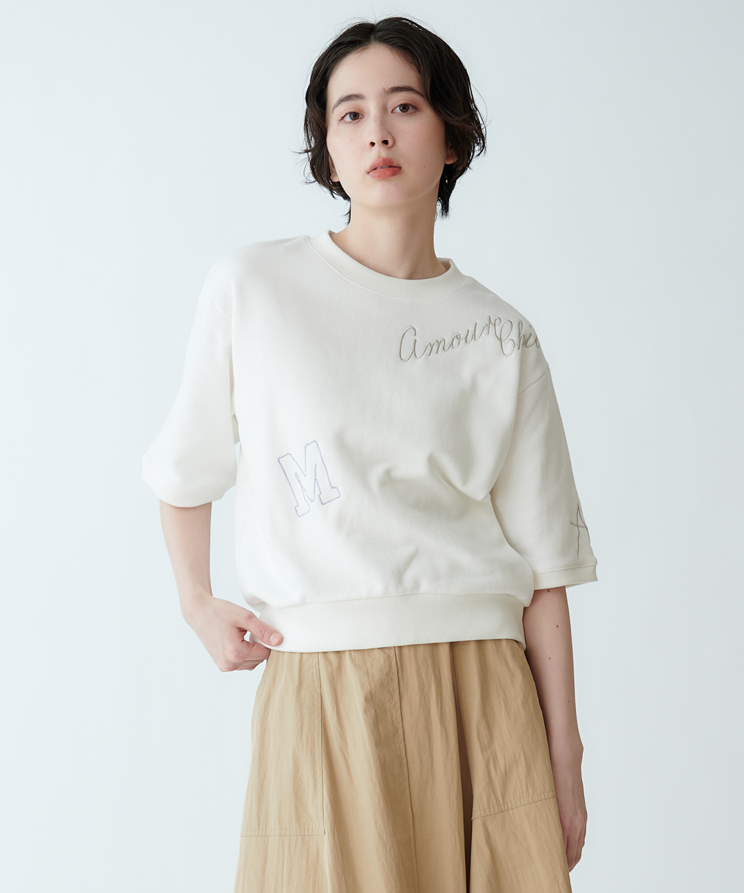 モチーフ刺繍スウェットトップス