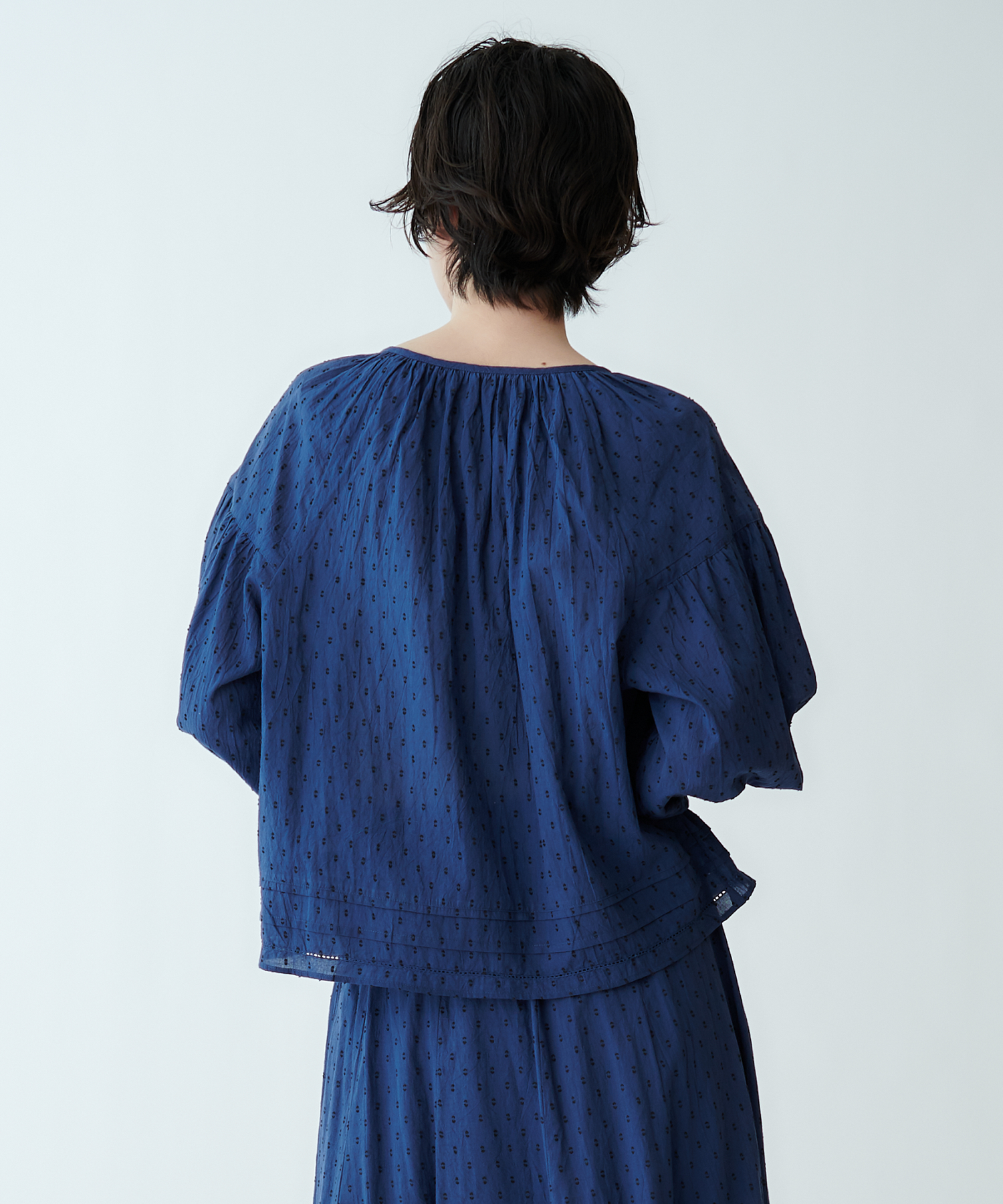 カットジャガードブラウス – FACE SANS FARD カットジャガードブラウス – FACE SANS FARD