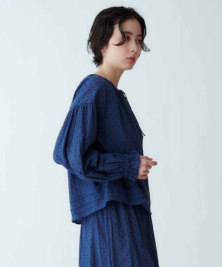 カットジャガードブラウス