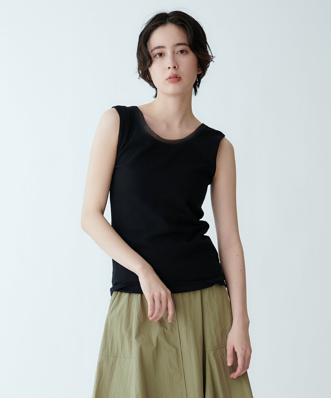 モデル H：165cm / 38 / ブラック