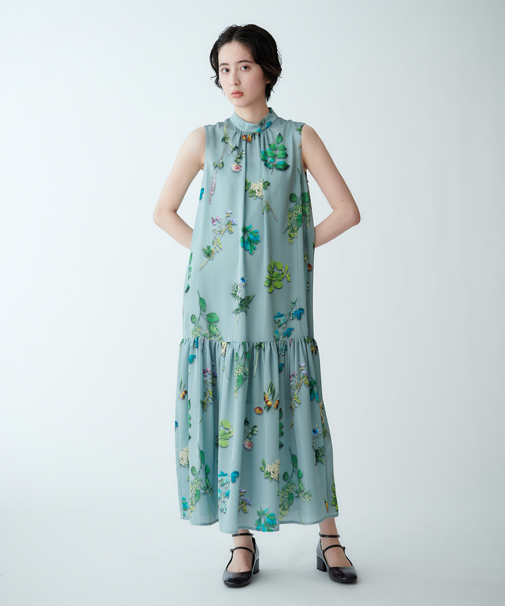 ボタニカルプリントノースリーブワンピース