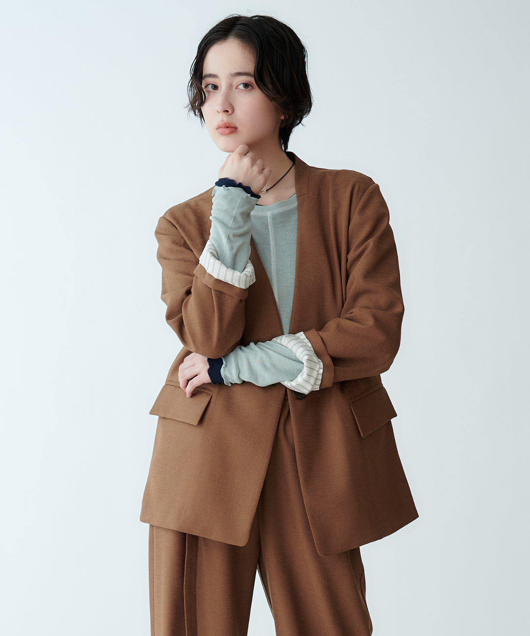 袖ストライプノーカラージャケット