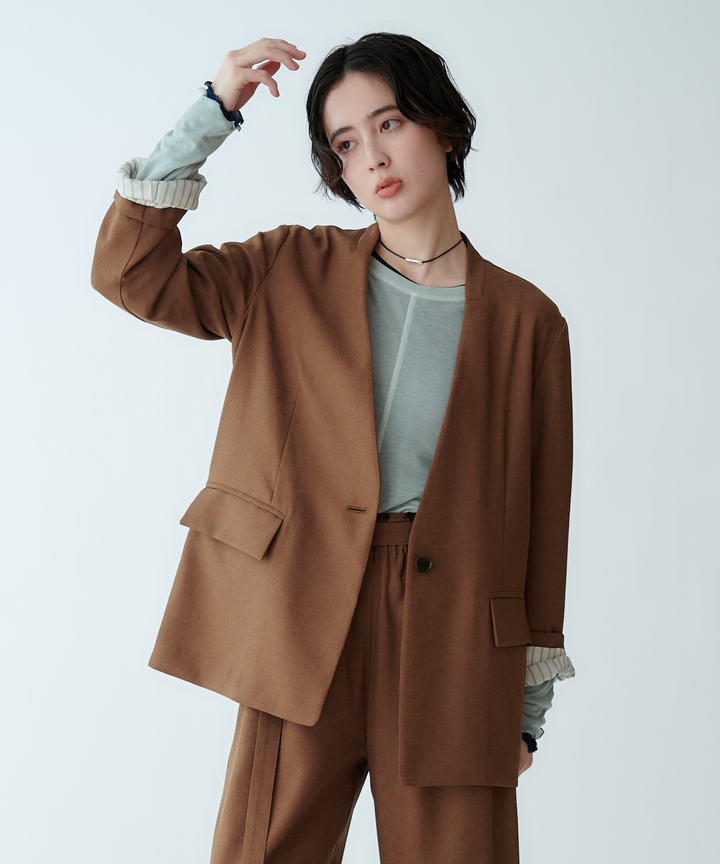 袖ストライプノーカラージャケット