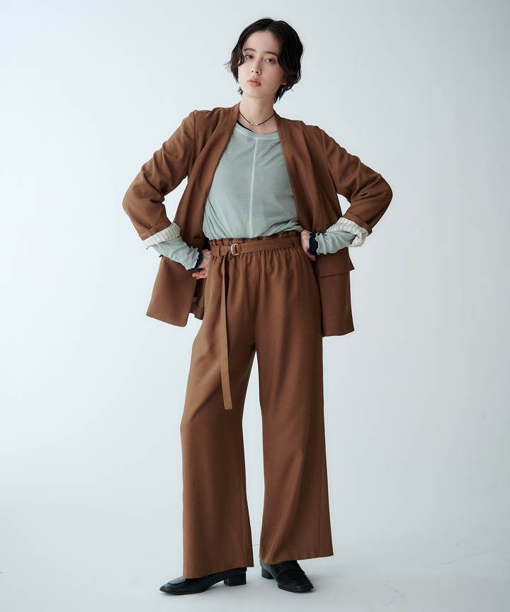 ストレートシルエットパンツ