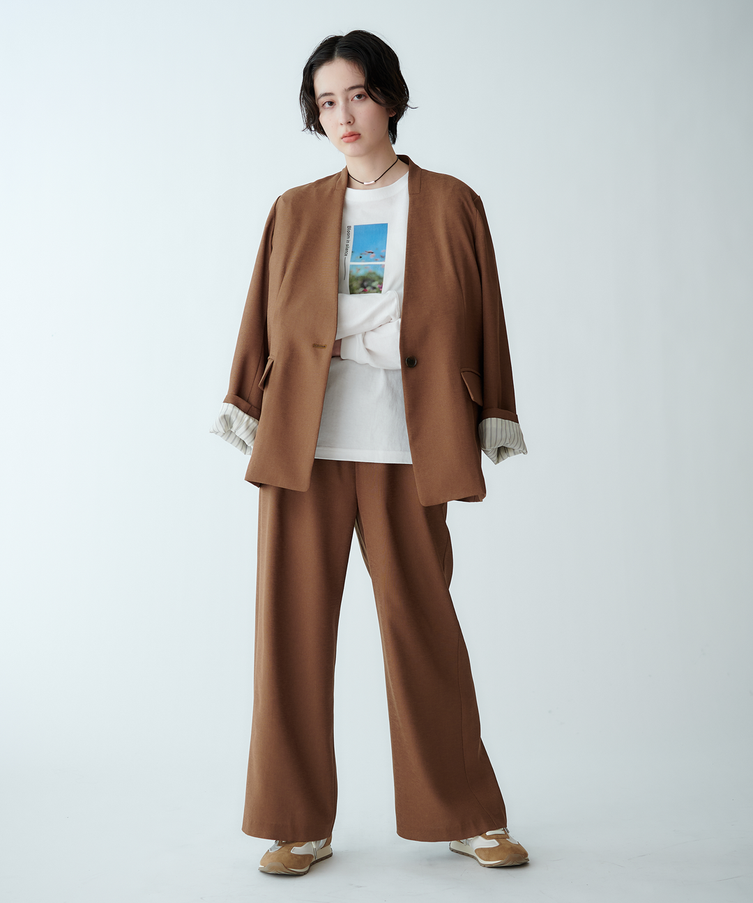 ストレートシルエットパンツ