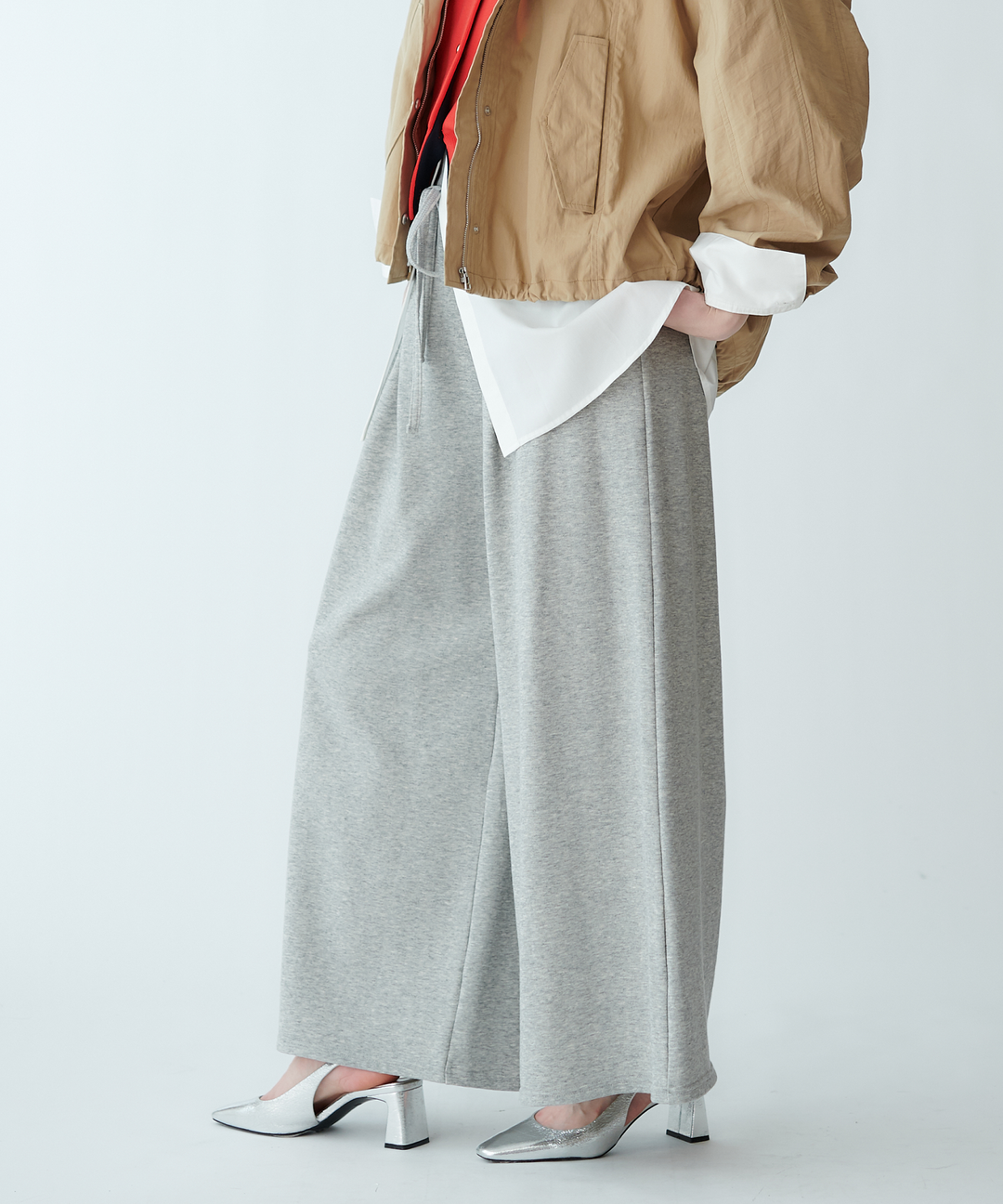 タックワイドシルエットパンツ