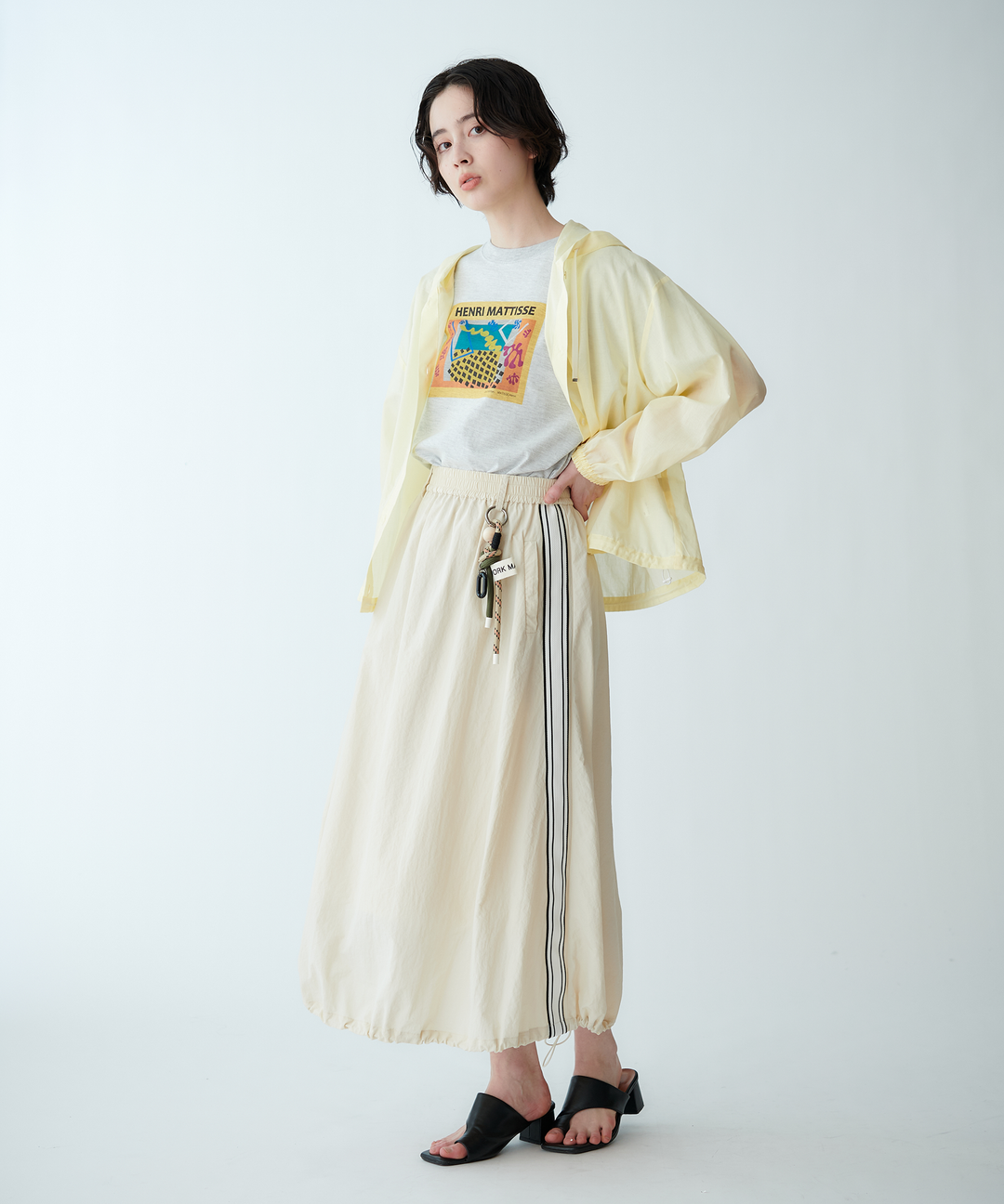 フードボリュームブラウス