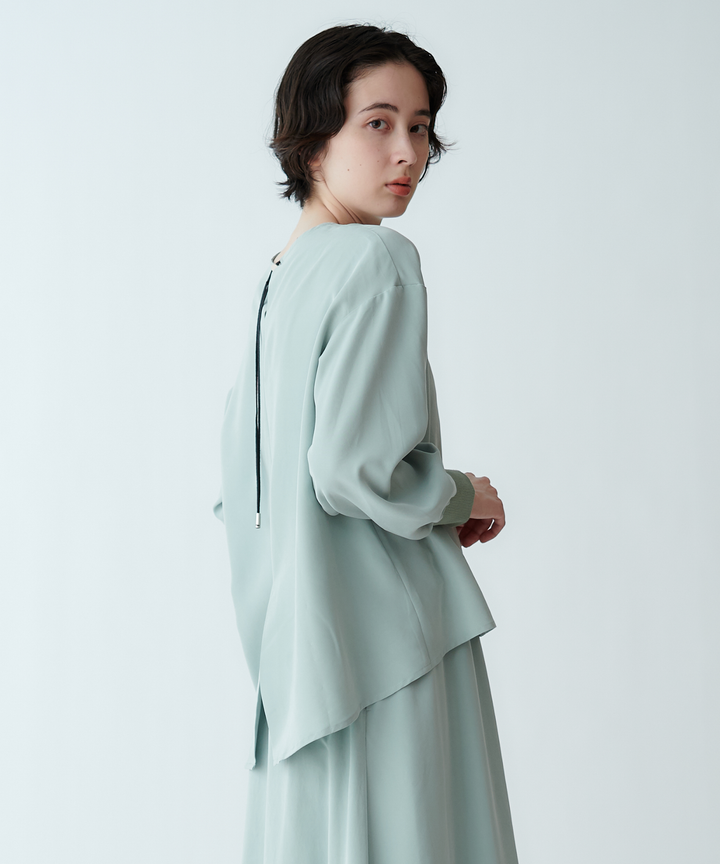 配色デザインブラウス