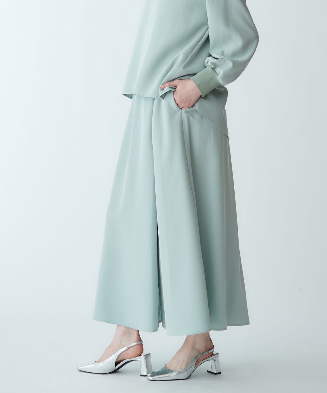 シンプルAラインスカート