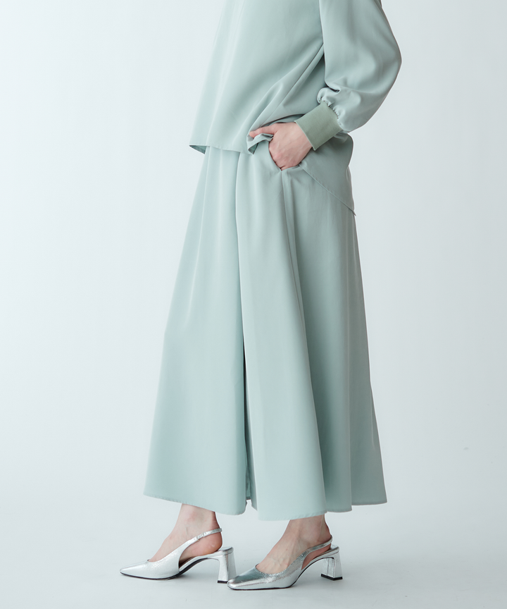 シンプルAラインスカート