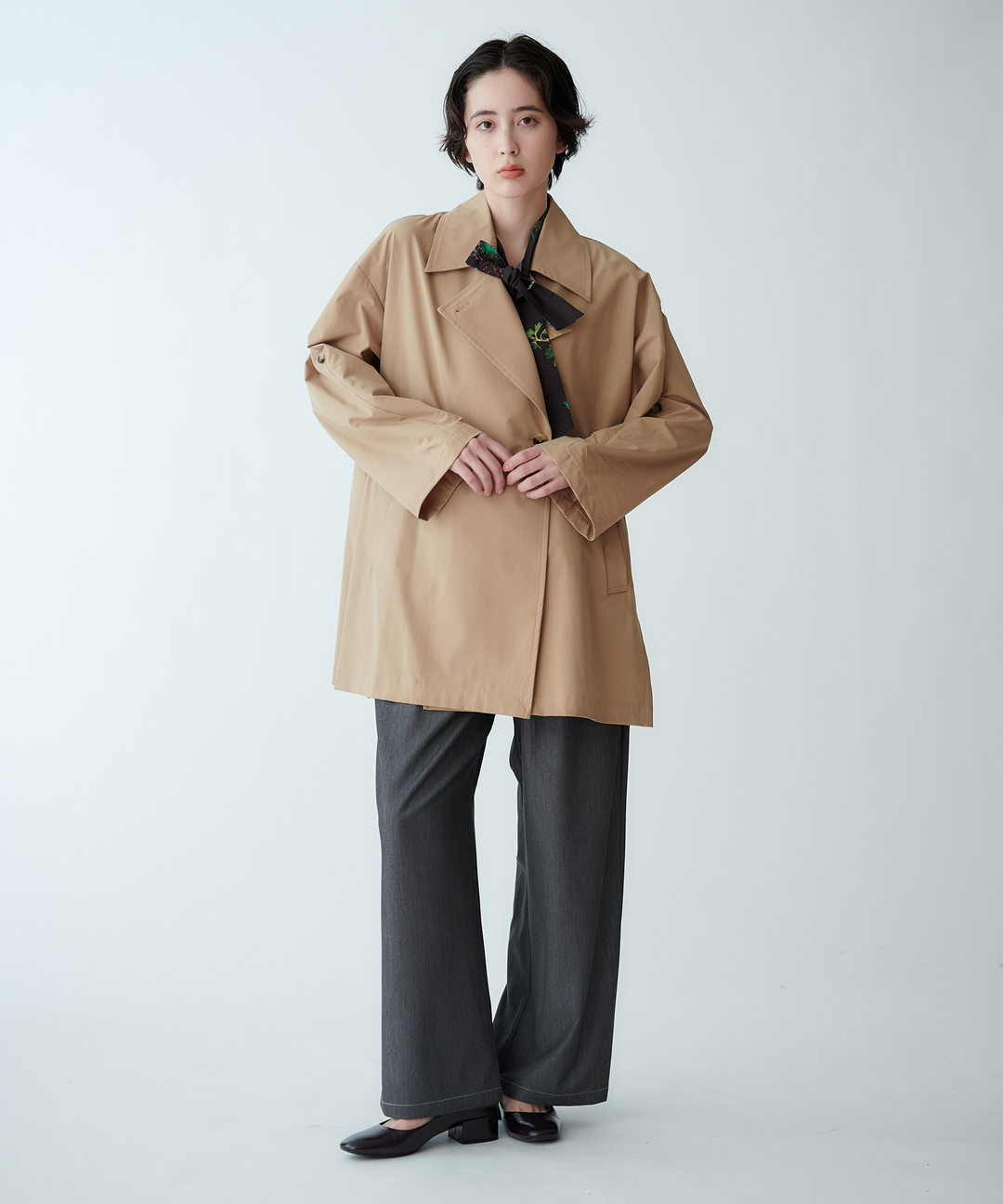 ライトトレンチコート