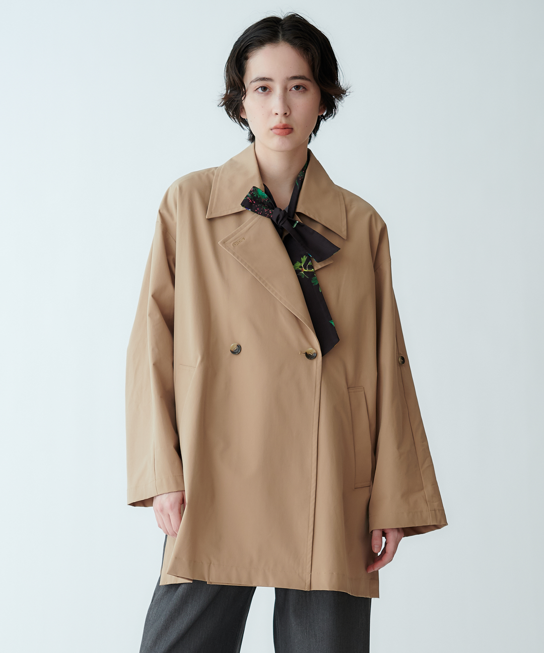ライトトレンチコート
