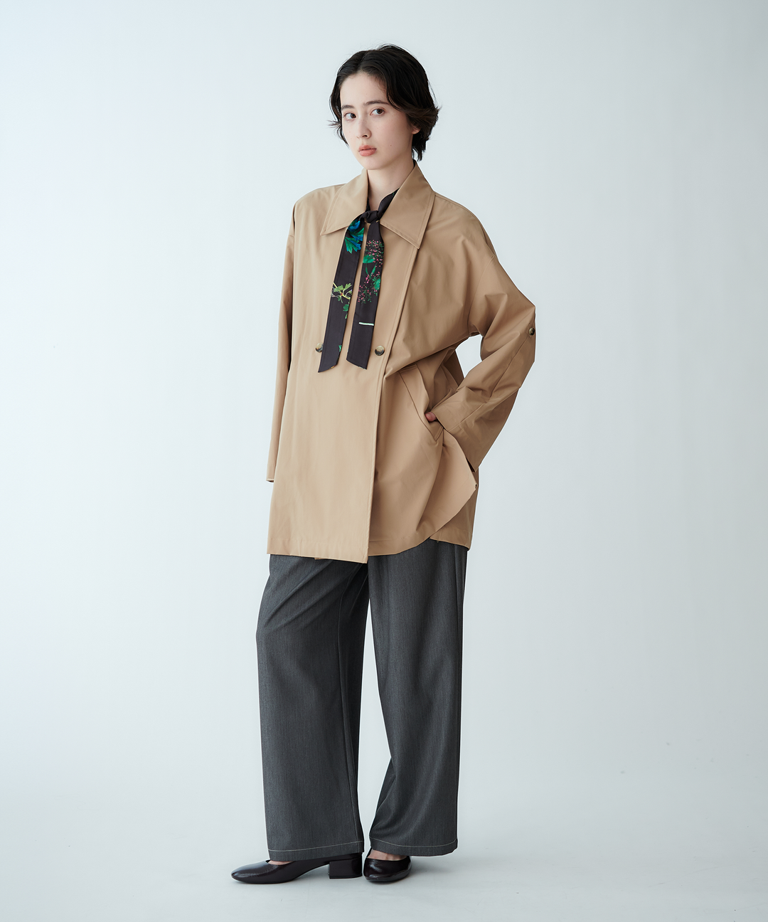 ライトトレンチコート