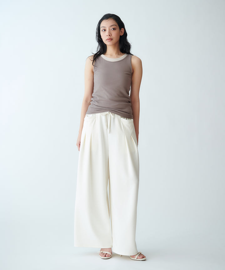 スクエアタンクトップ