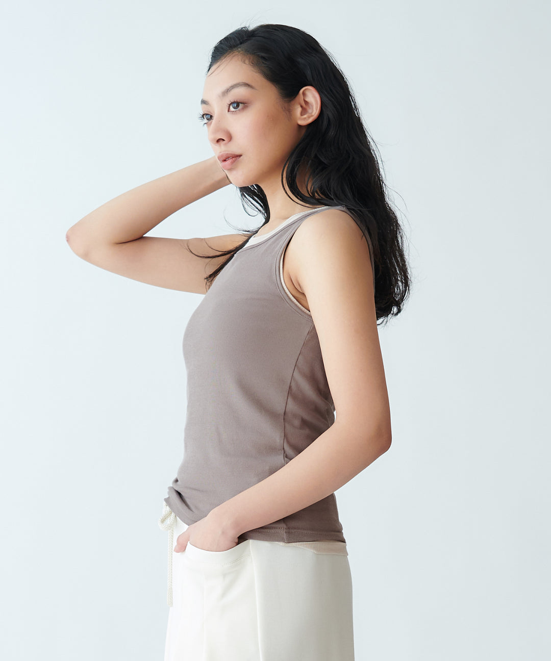 スクエアタンクトップ