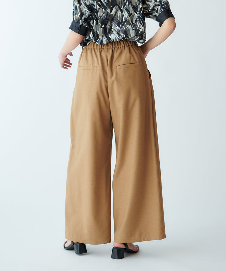 リネン混タックワイドパンツ