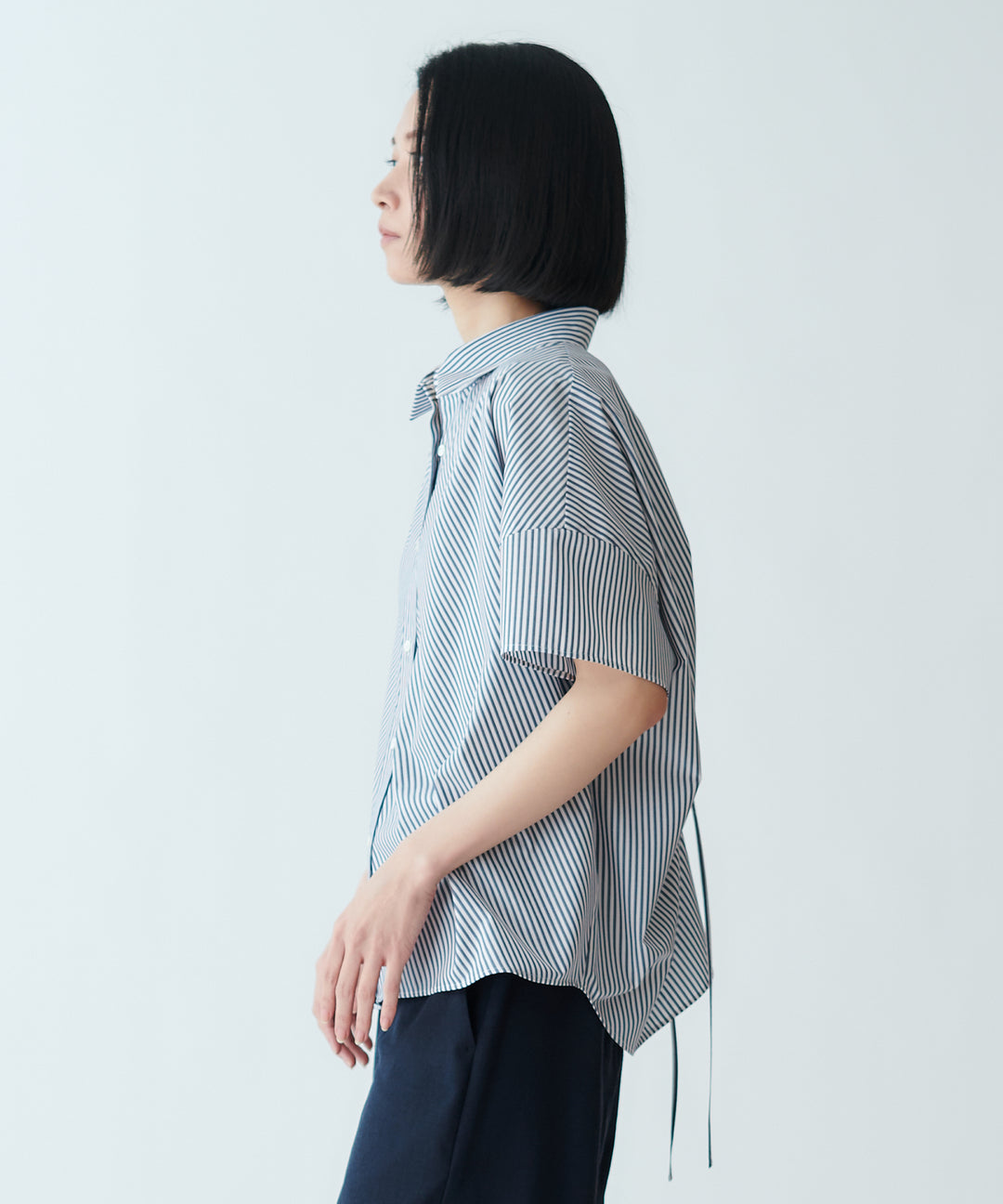 ストライプバックドロストシャツ