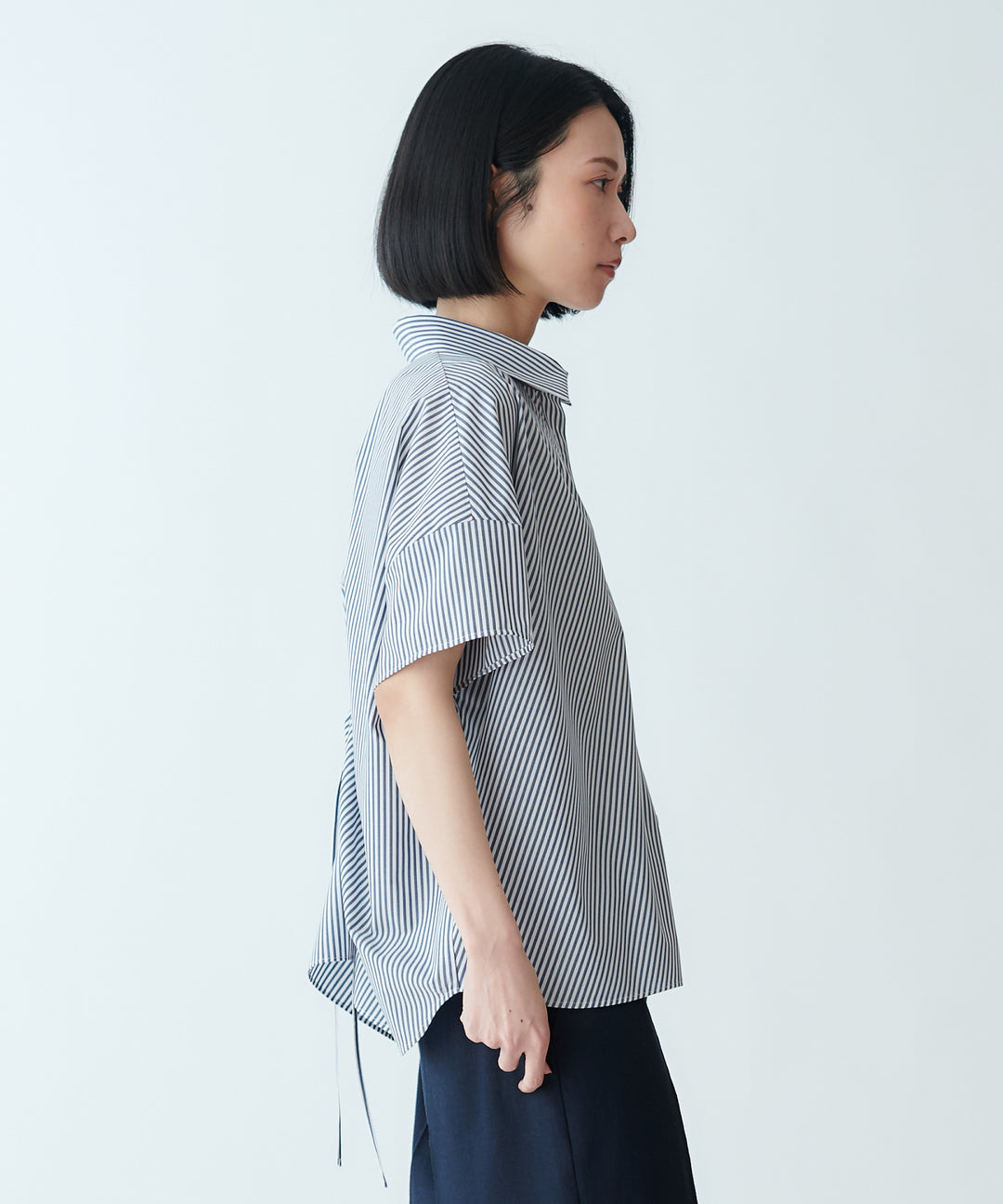 ストライプバックドロストシャツ