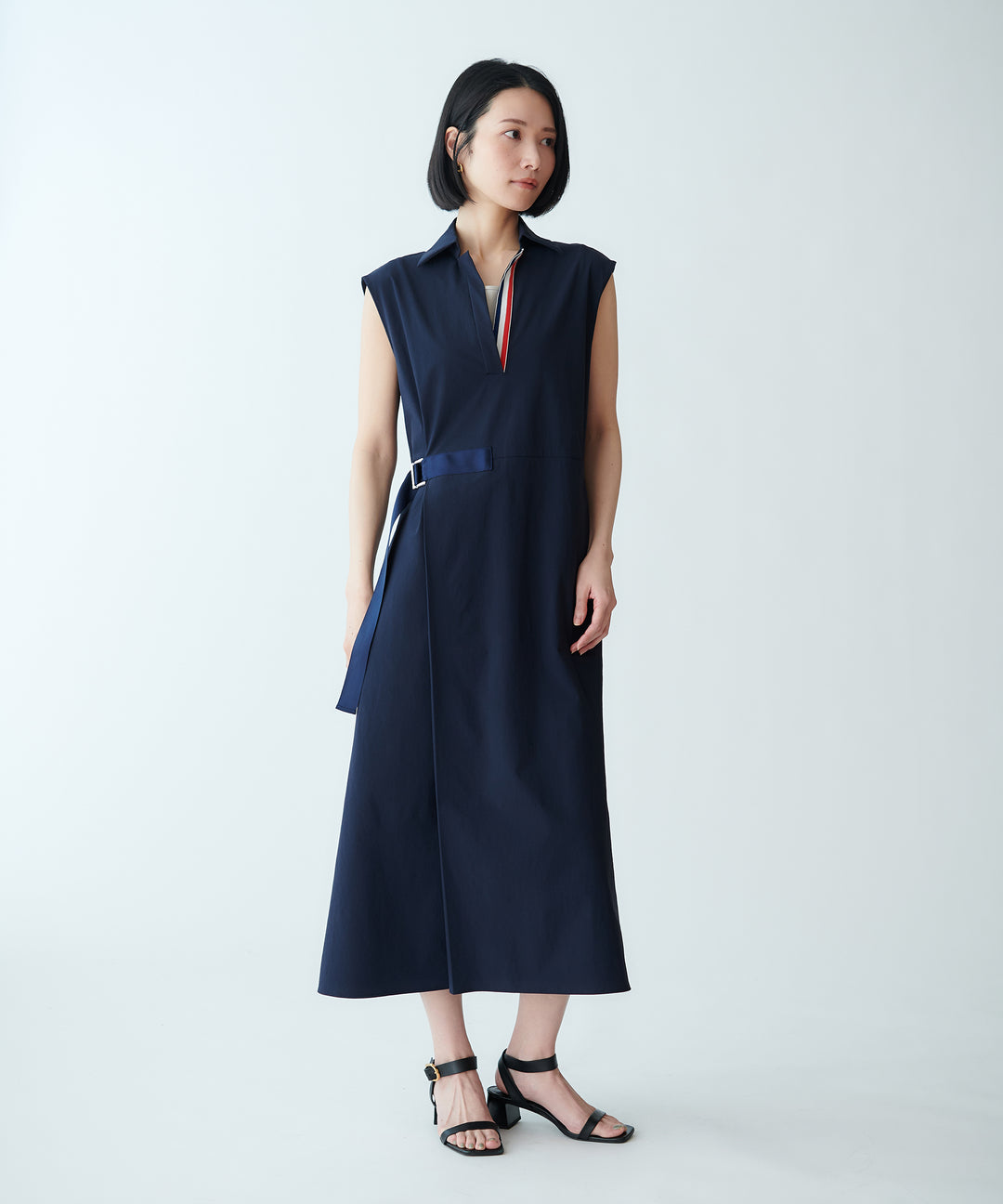 モデル H：165cm / 38 /ネイビー