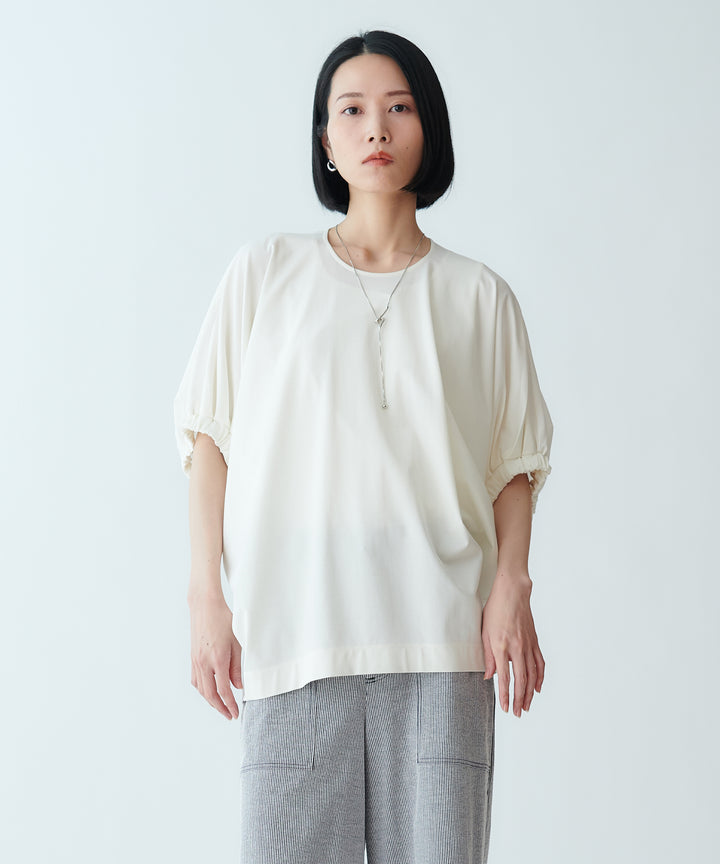 モデル H：165cm / 38 /オフホワイト