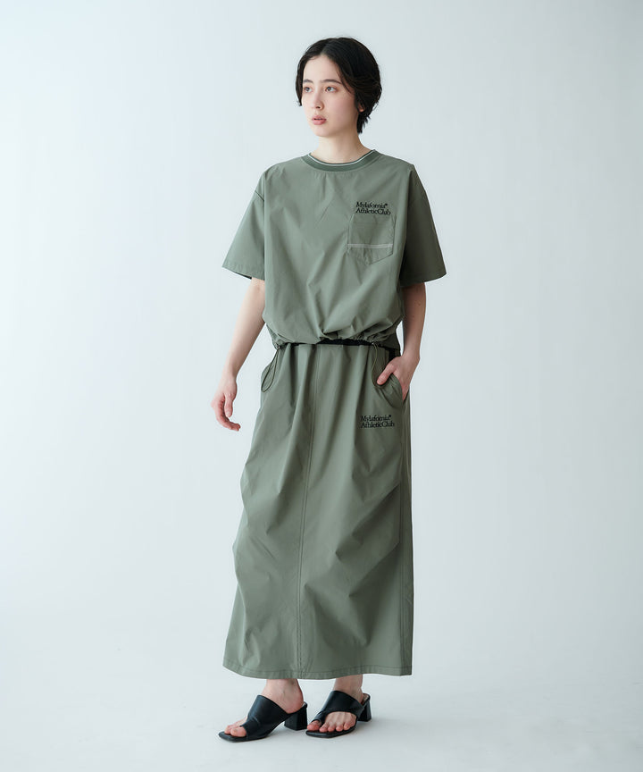 ドロストデザイン刺繍ブラウス