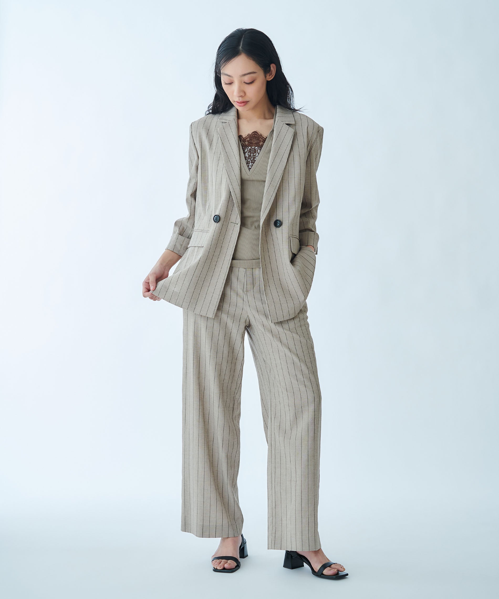 Vネックレースドッキングプルオーバー – FACE SANS FARD