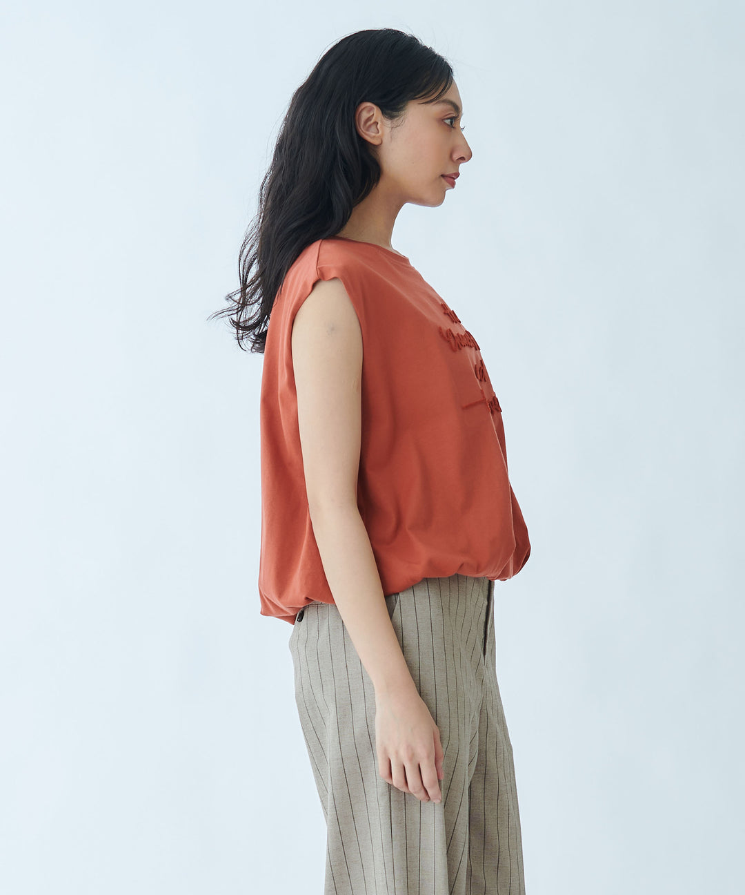 Fluffy Embroidered Balloon Silhouette Cut-Sew