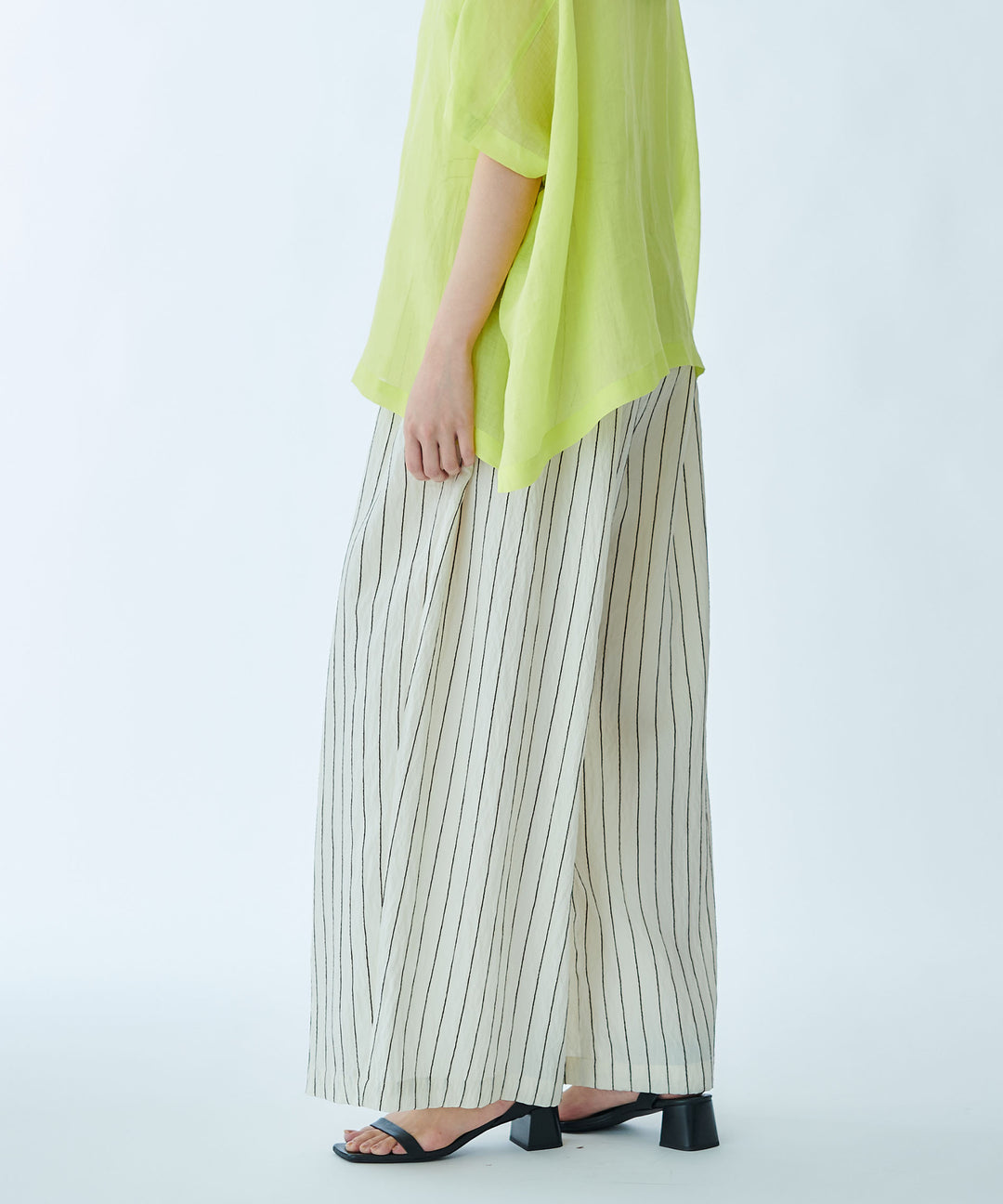 Tuck Gather Wide Pants