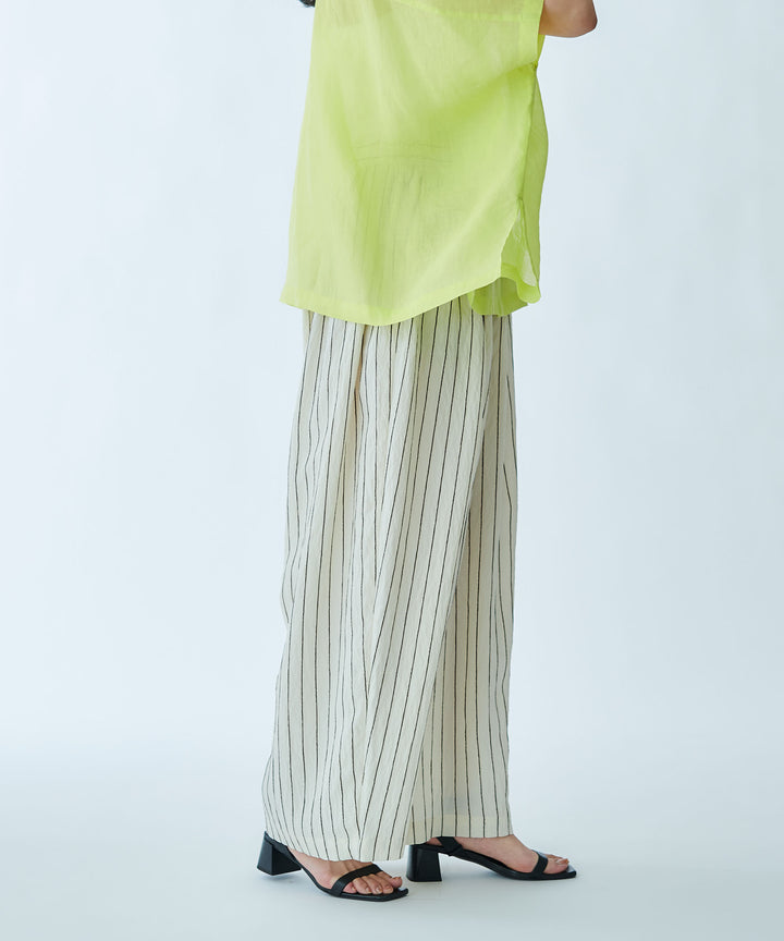 Tuck Gather Wide Pants