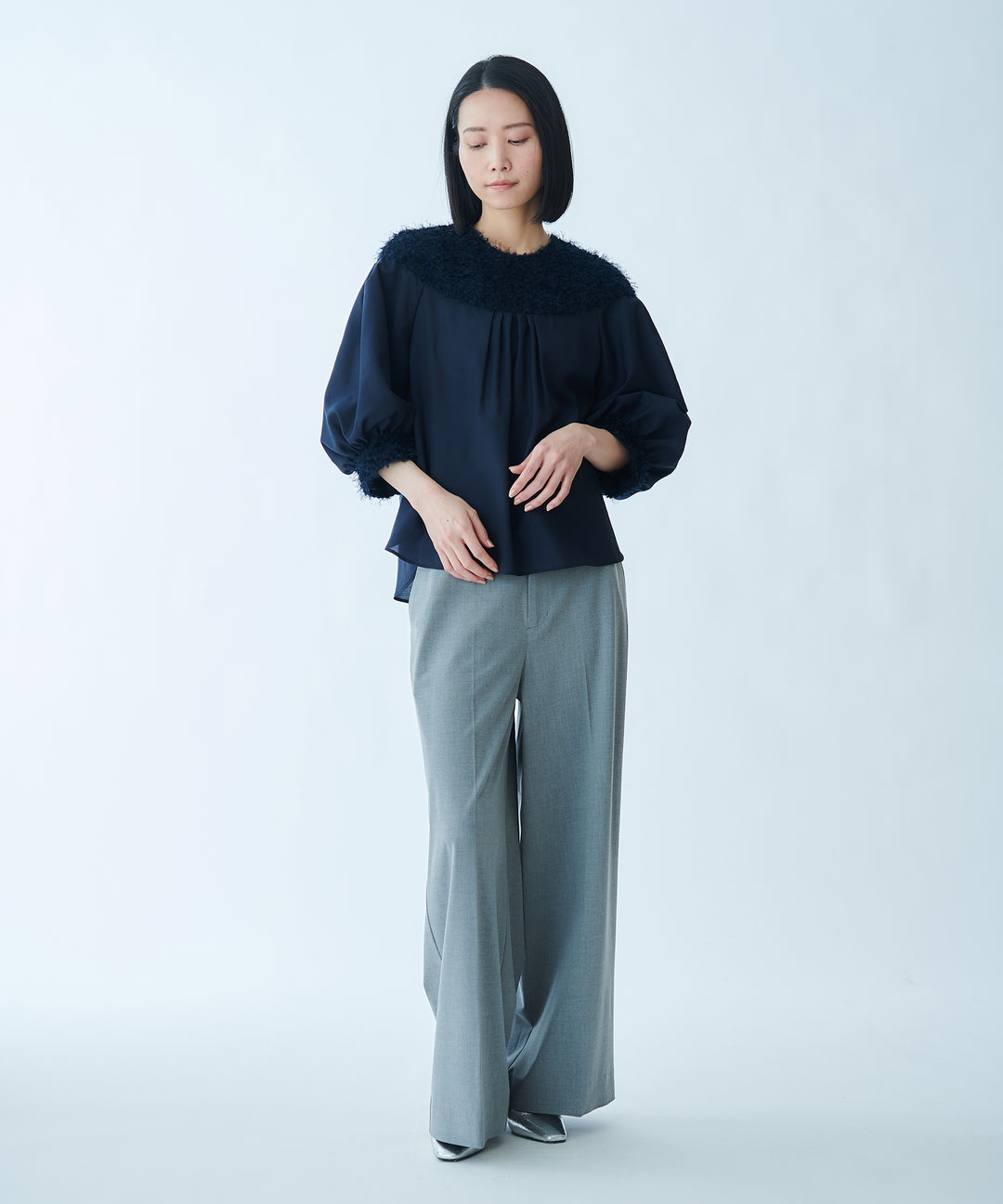 サスペンダー付きワイドストレートパンツ