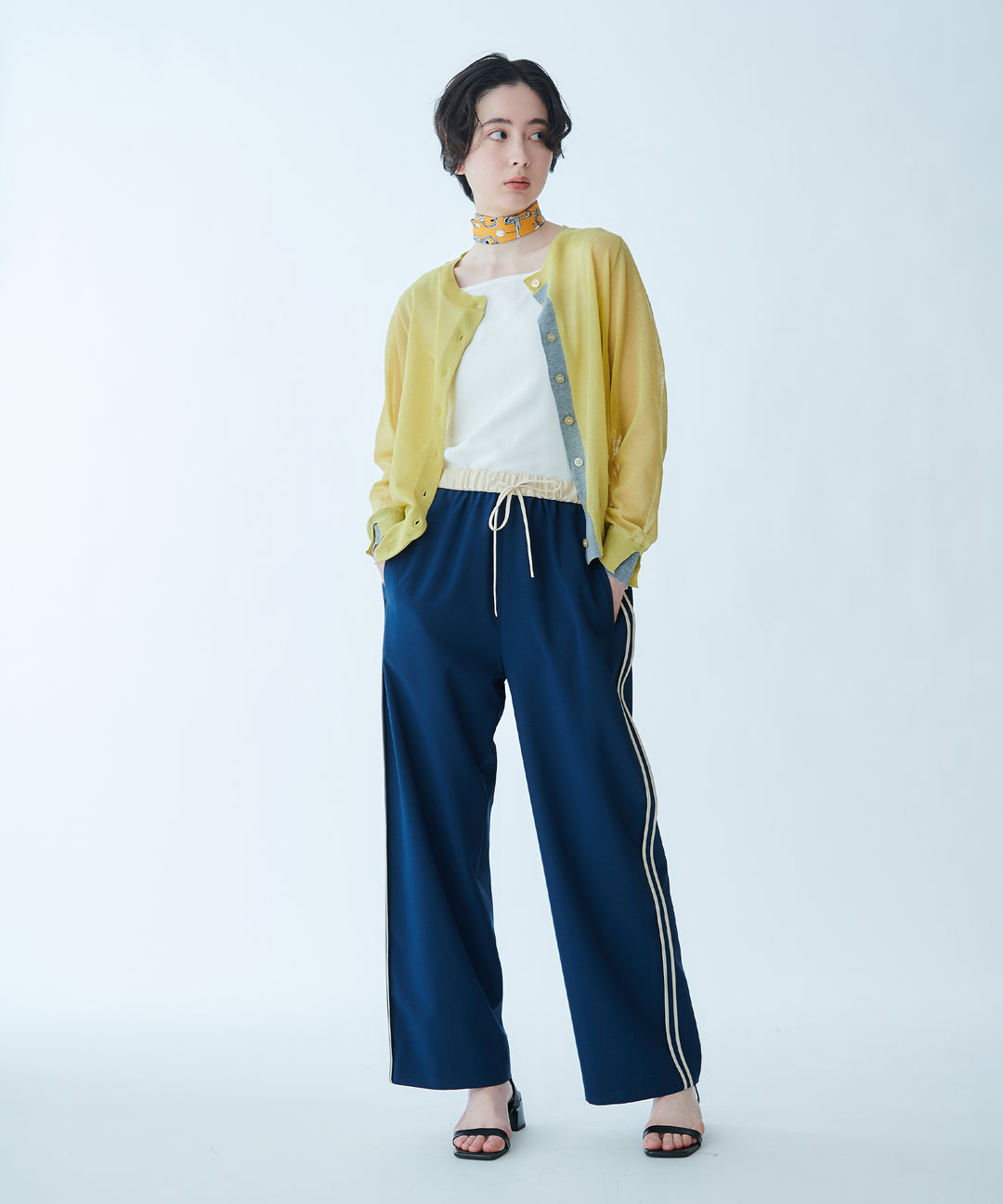配色パイピングストレートパンツ