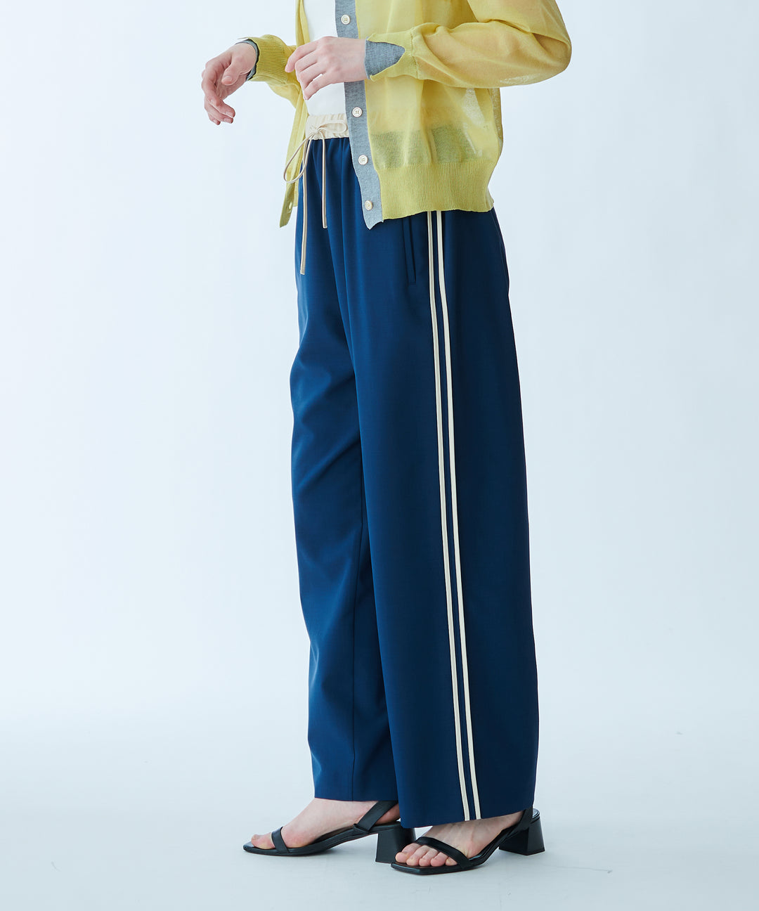配色パイピングストレートパンツ