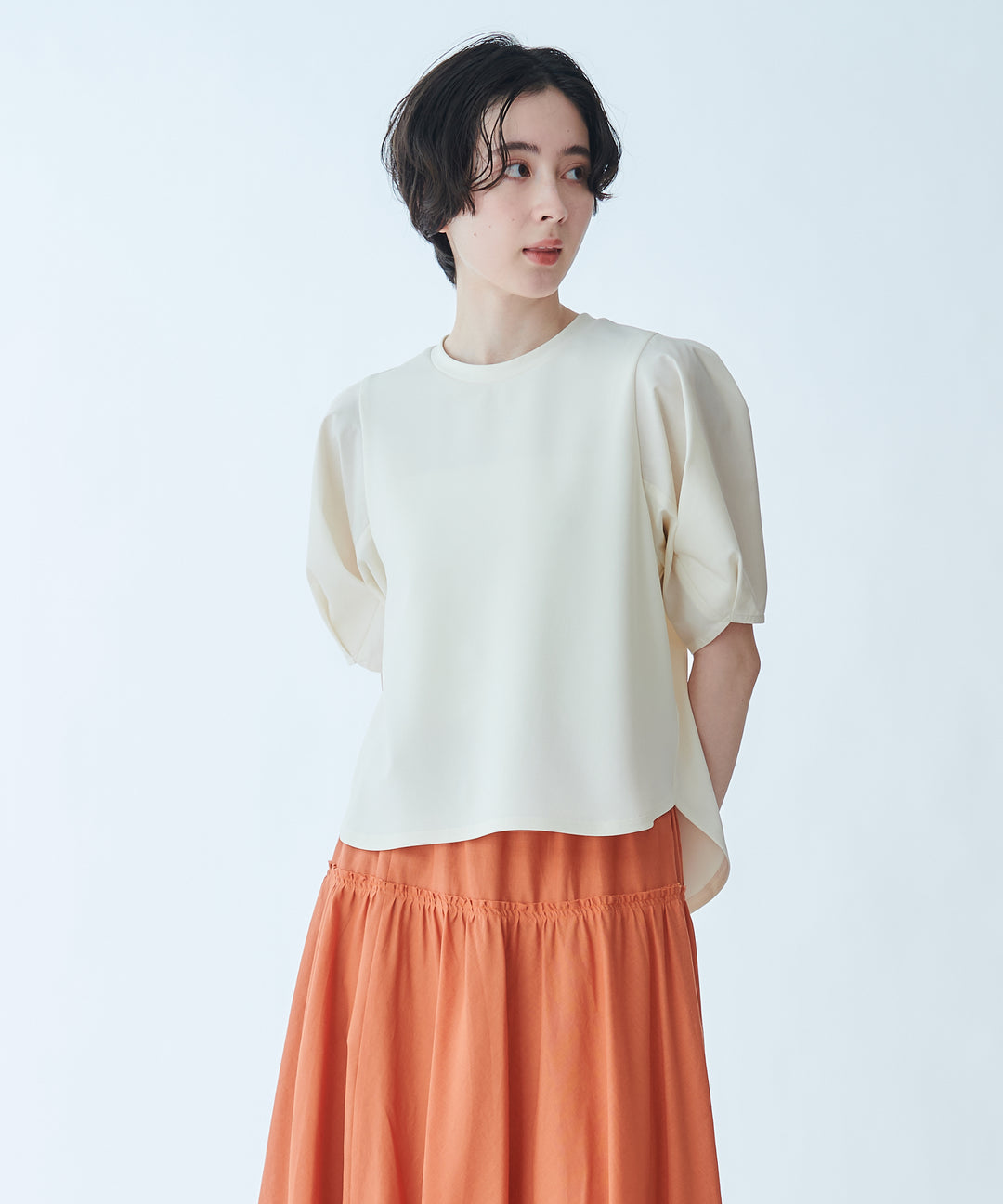 モデル H：165cm / 38 / ホワイト