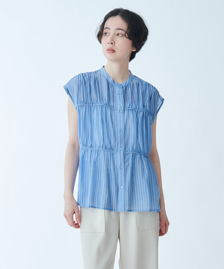 モデル H：165cm / 38 /サックス