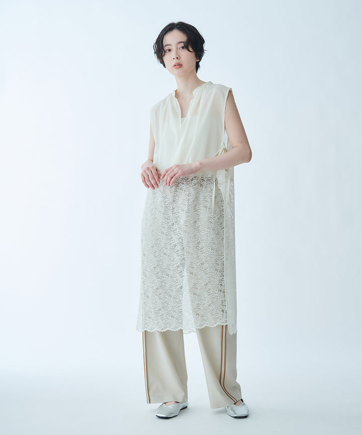 Long Geometric Print Blouse with Waist Ribbon