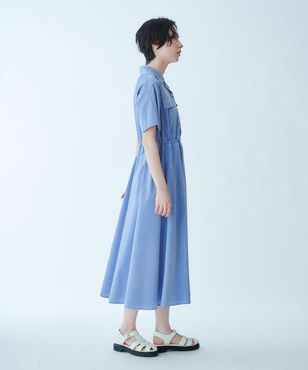 开襟松紧腰连衣裙