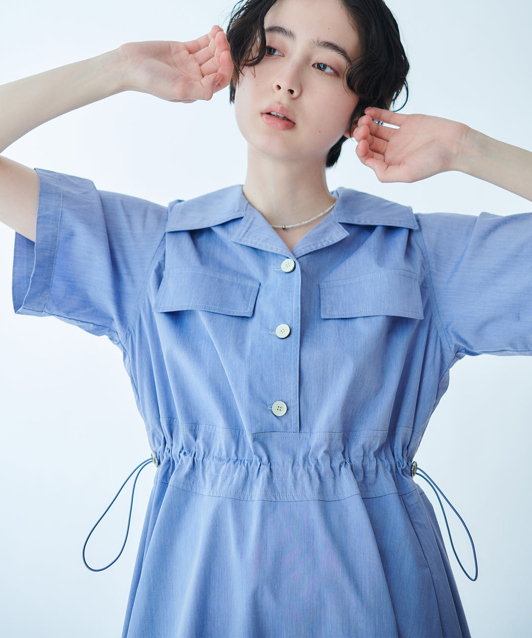 开襟松紧腰连衣裙