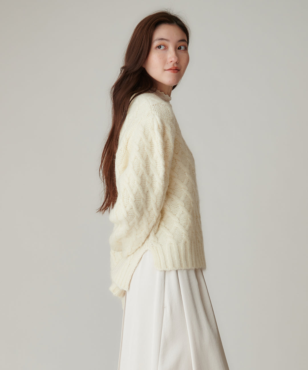 モヘア混ケーブルニット