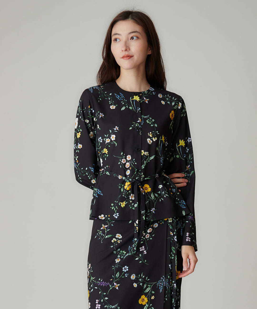 フラワープリントリボンブラウス