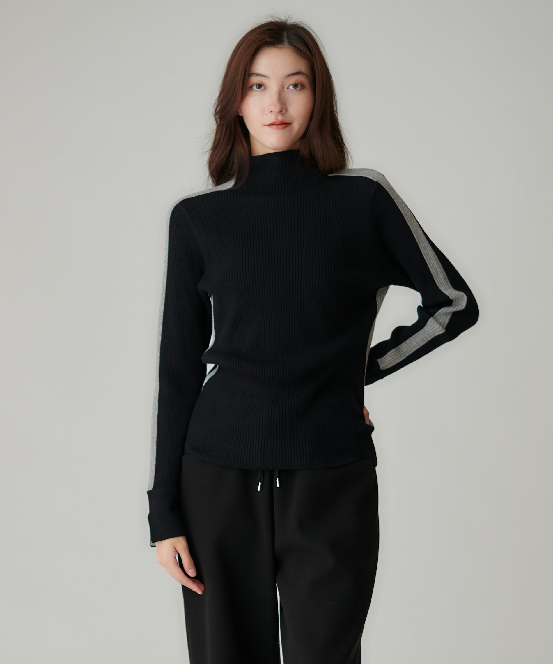 配色ラインリブハイネックニット – FACE SANS FARD