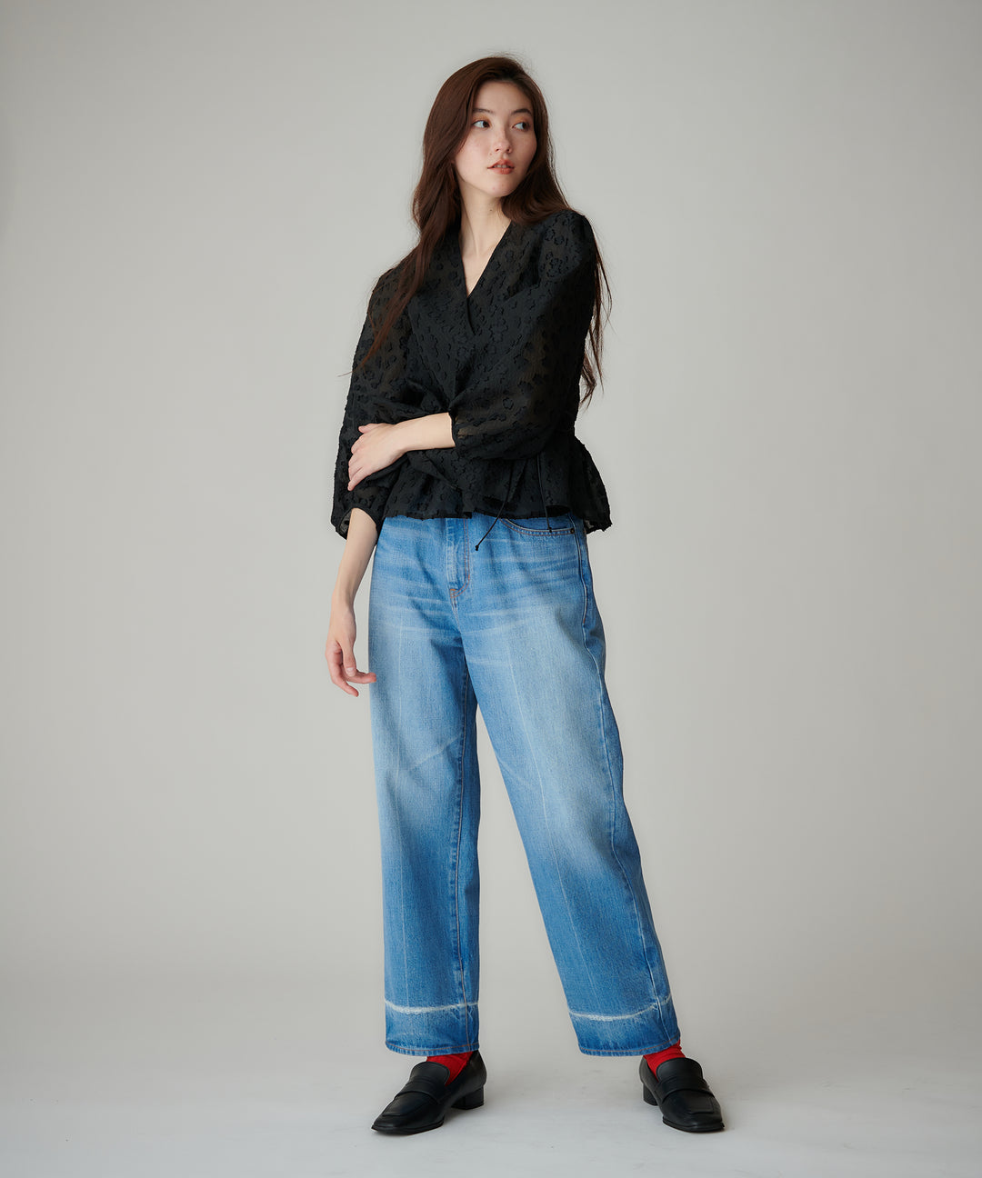 ストレートシルエットデニムパンツ