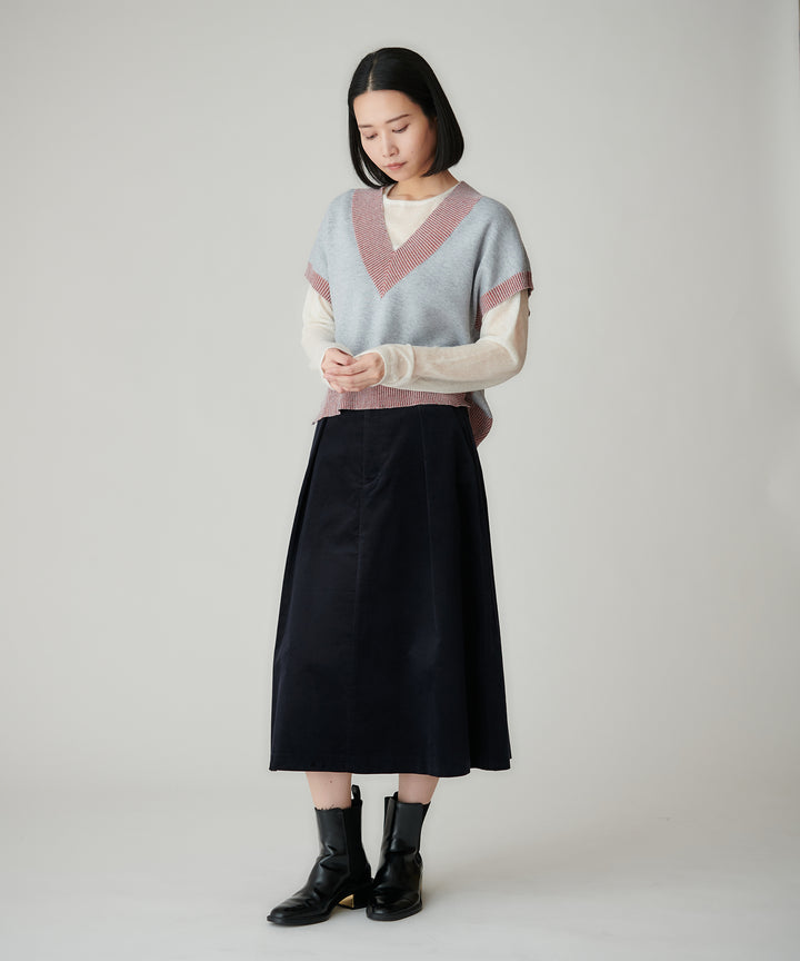 ストレッチチノタックスカート