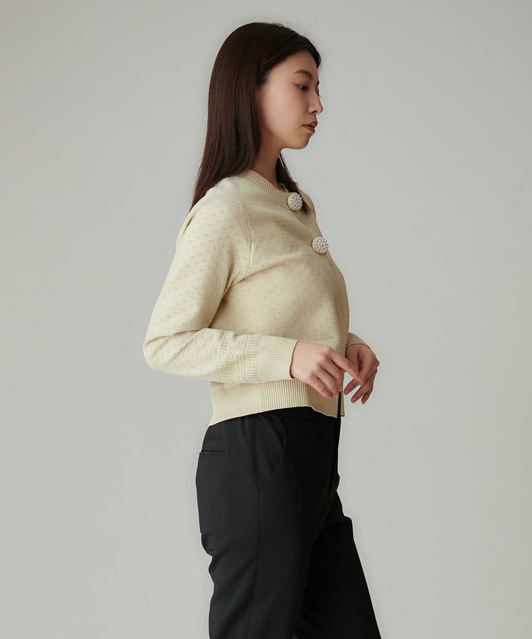パール刺繍ボタンニットカーディガン