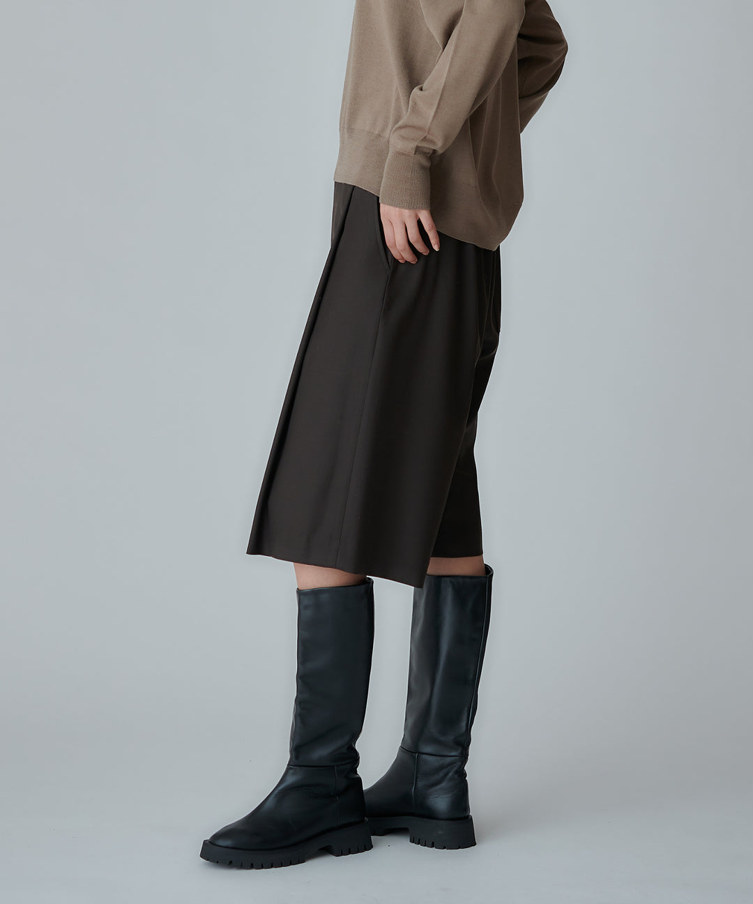 アシンメトリーラップハーフパンツ