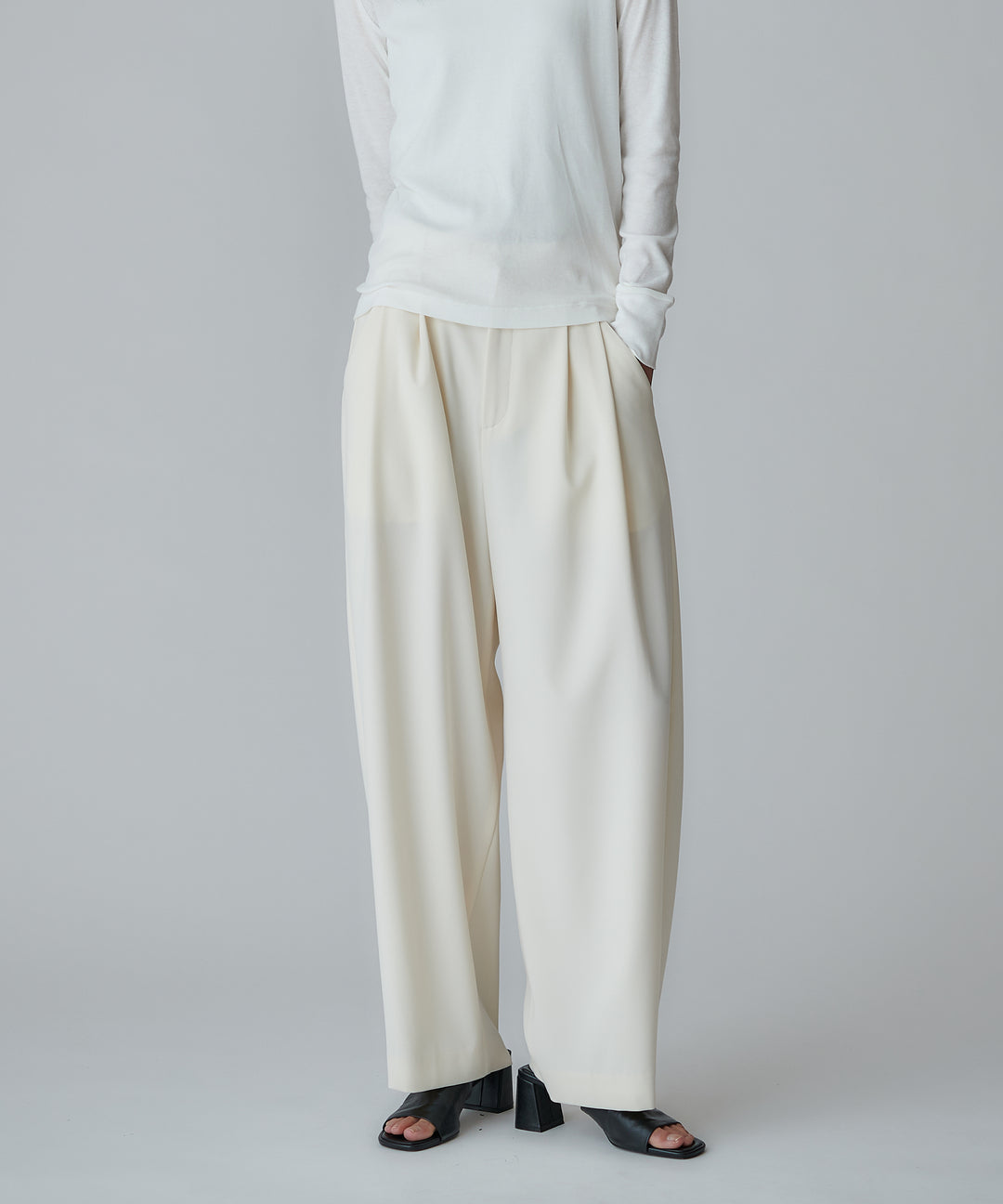 2WAYストレッチ バレルシルエットパンツ