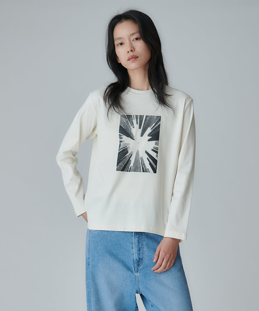 スムースコットングラフィックロングスリーブTシャツ